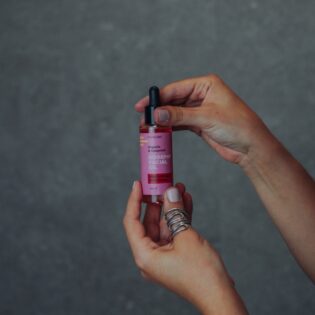 EKOLOŠKO ŠIPKOVO OLJE  ZA SIJOČO POLT, 30 ml - Image 3
