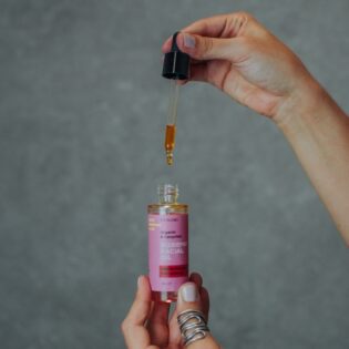 EKOLOŠKO ŠIPKOVO OLJE  ZA SIJOČO POLT, 30 ml - Image 4
